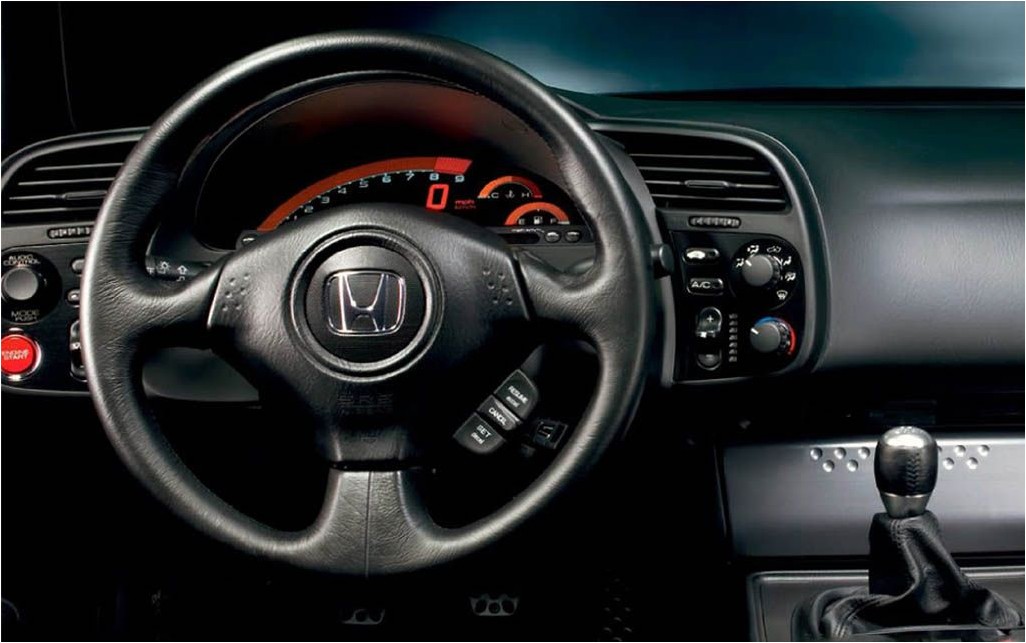 Салон Honda s2000