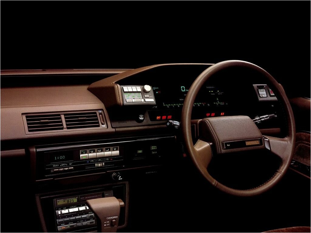 Toyota Cresta салон