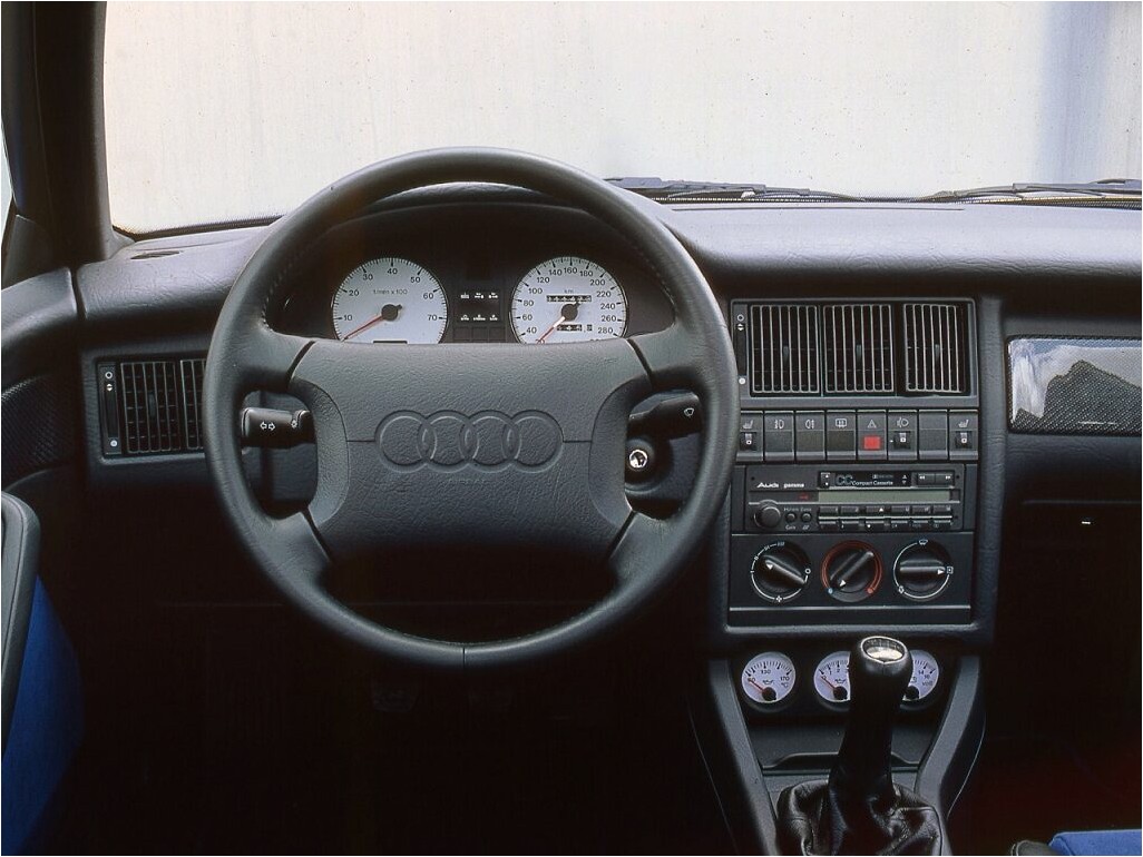 audi_rs2_interior