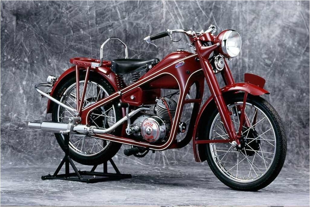 Honda Dream первый мотоцикл компании Хонда