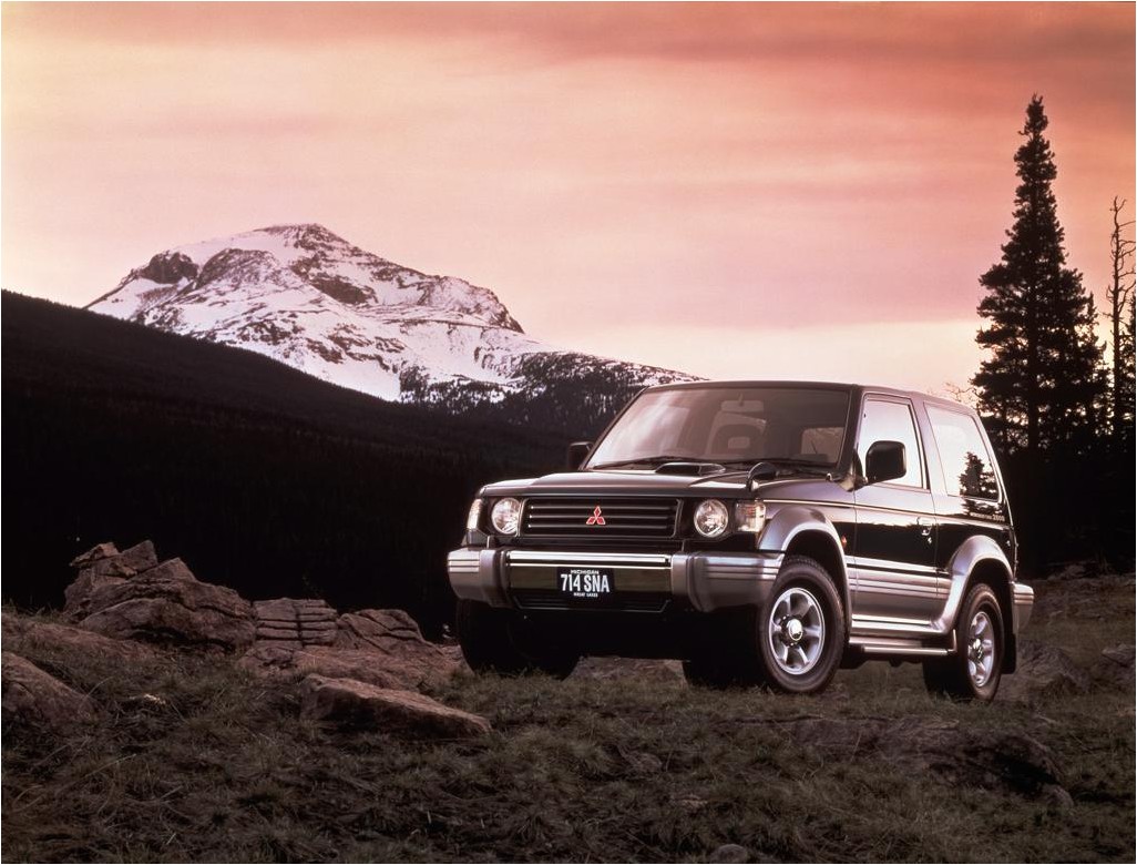 Mitsubishi Pajero 2