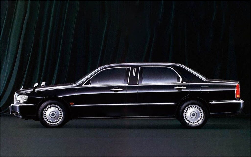 Mitsubishi Dignity