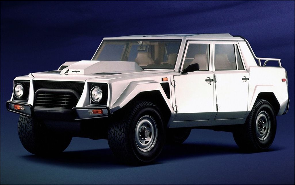 Lamborghini LM002