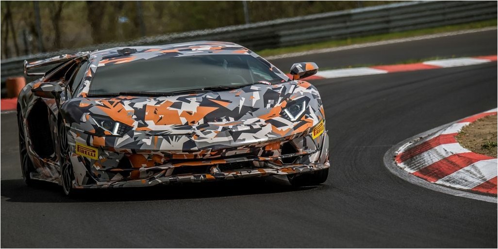 Lamborghini Aventador LP770-4 SVJ nurburgring record