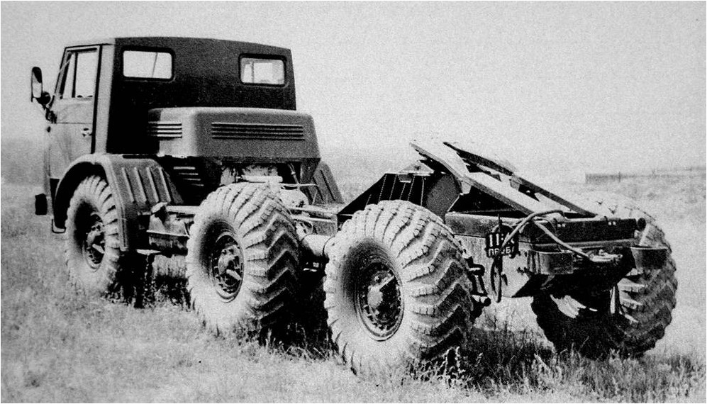 Седельный тягач ЗИЛ-132РВ