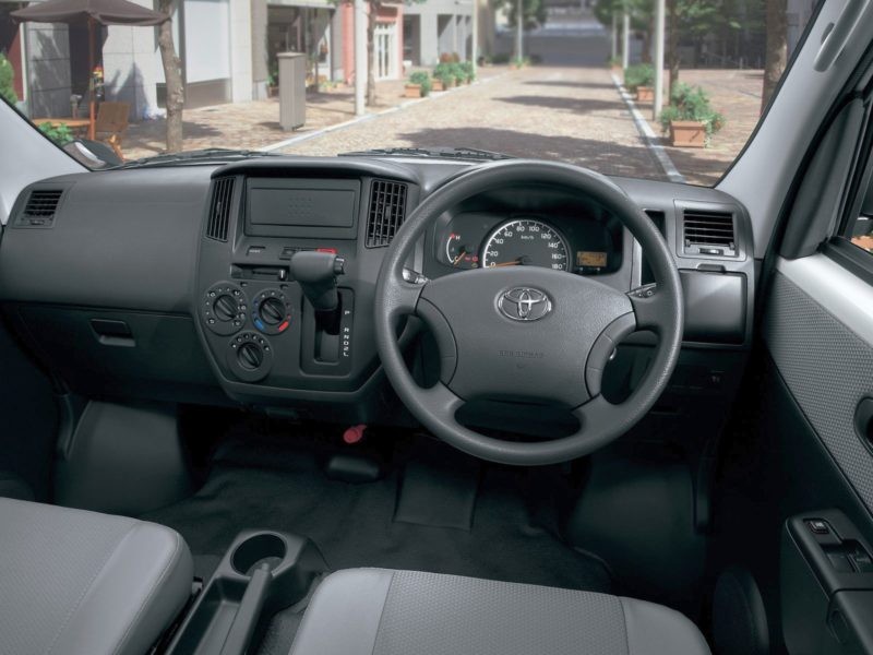 Town Ace от Toyota — классический минивэн 01toyota