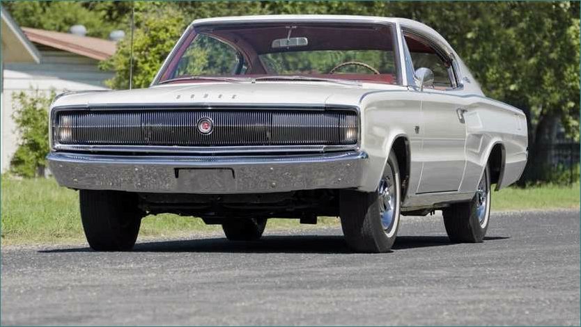 История создания и особенности первого поколения Dodge Charger (1965-1967)