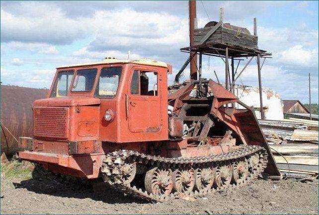 (алтайский, трактор, тт-4-02, технические, характеристики) Алтайский трактор ТТ-4-02: технические характеристики, особенности и преимущества