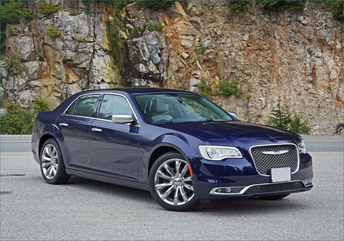 (седан, chrysler, 300c, 2015, отличный) Седан Chrysler 300C 2015 — Отличный выбор для комфортного и стильного автомобиля